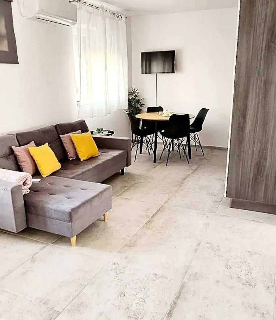 La Paulina'S III Apartment Zadar Croatia